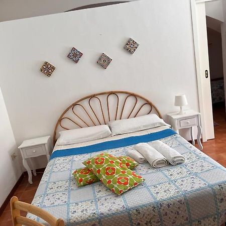 Menichetta 4 Posti Bilo Con Piscina Gratuita Dall' 11 Luglio Al 31 Agosto Vulcano  Εξωτερικό φωτογραφία